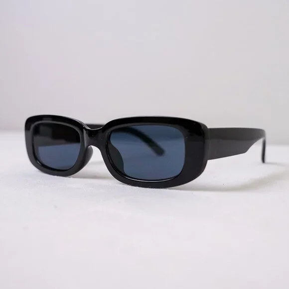 y2k rectangle retro style Black Frame, Dark Lens frame sunglasses - Picture 5 of 8